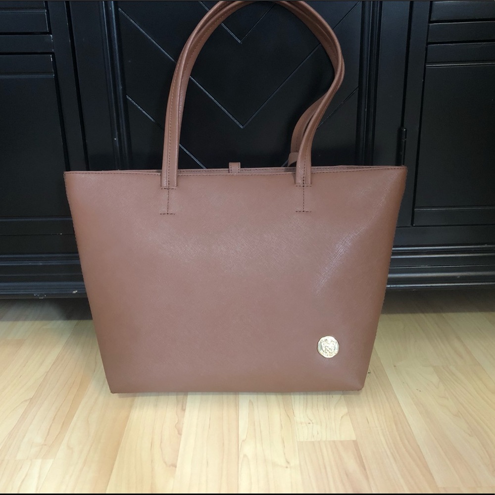 Vince Camuto Tote bag